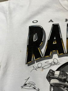 D- Vintage 1995 Los Angeles Raiders Helmet Logo & Signatures Crewneck