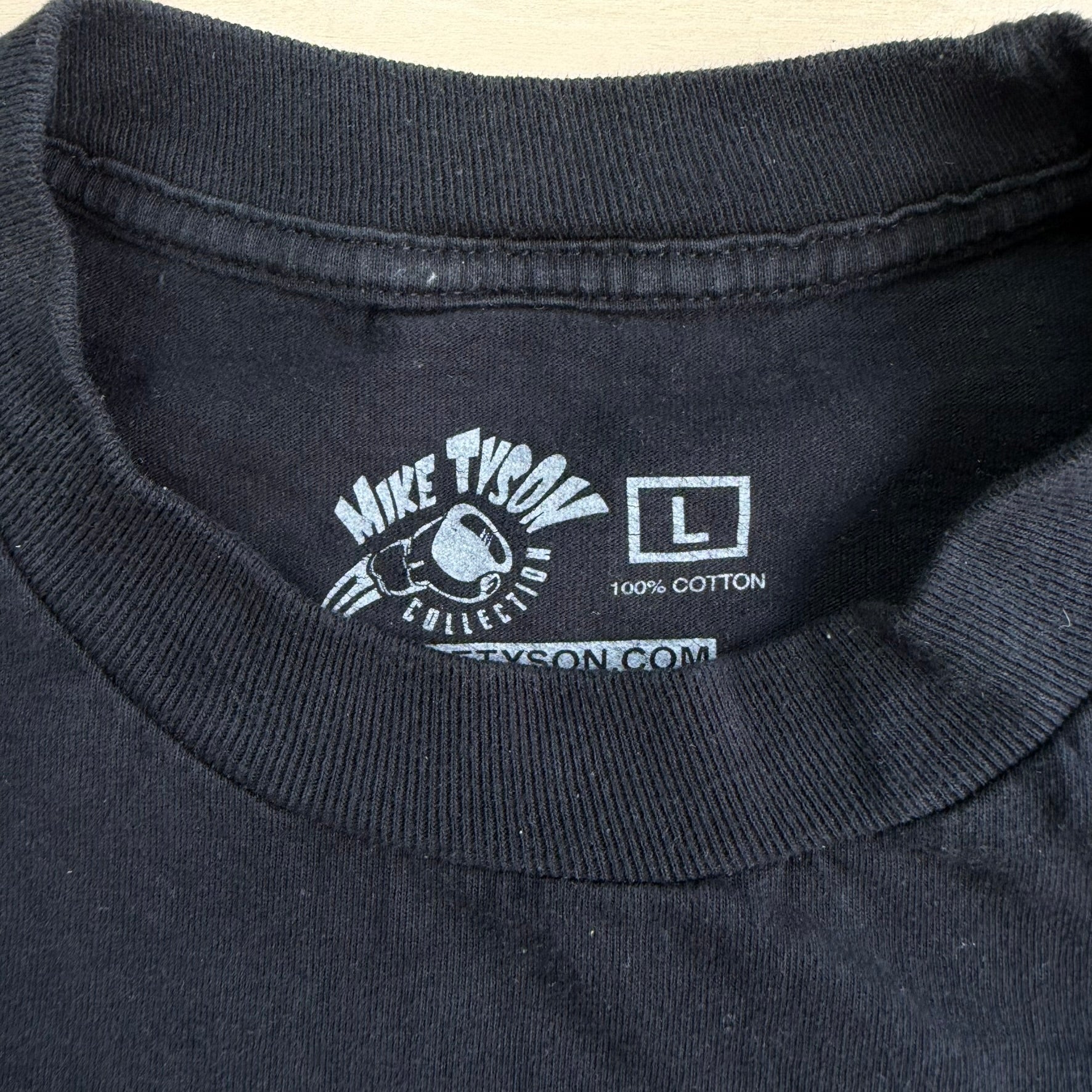 J- Mike Tyson Hallf Of Fame Picture  & Graphic Tee - L