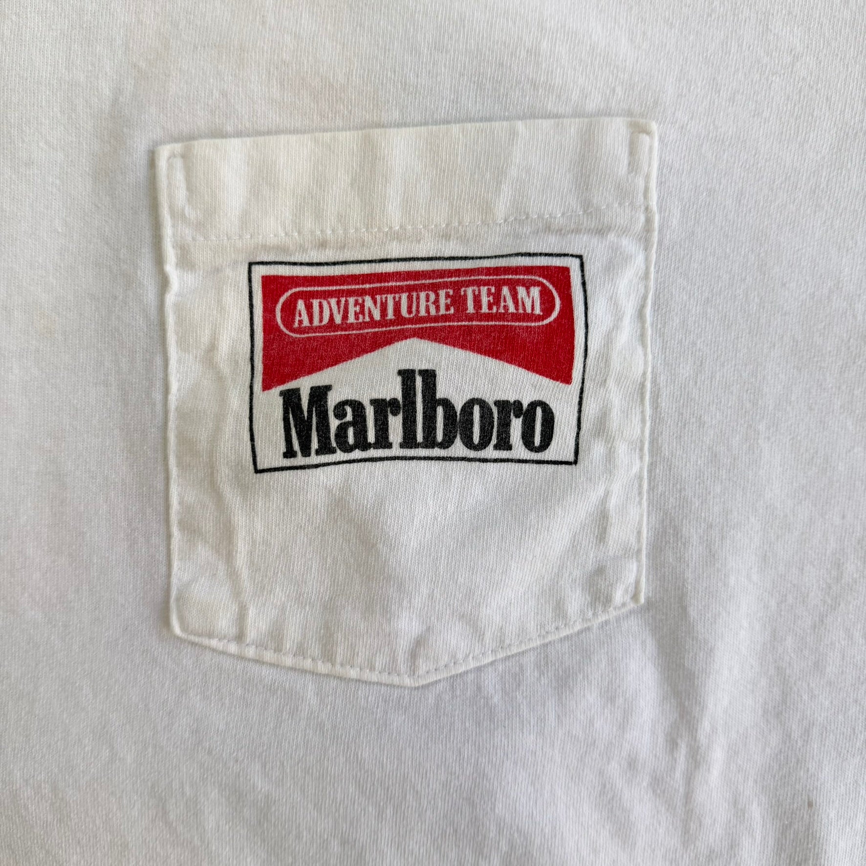 J- Vintage Marlboro Adventure Team Race Car Graphic Made In USA Single Stitch Pocket Tee - OSFA (fits L)