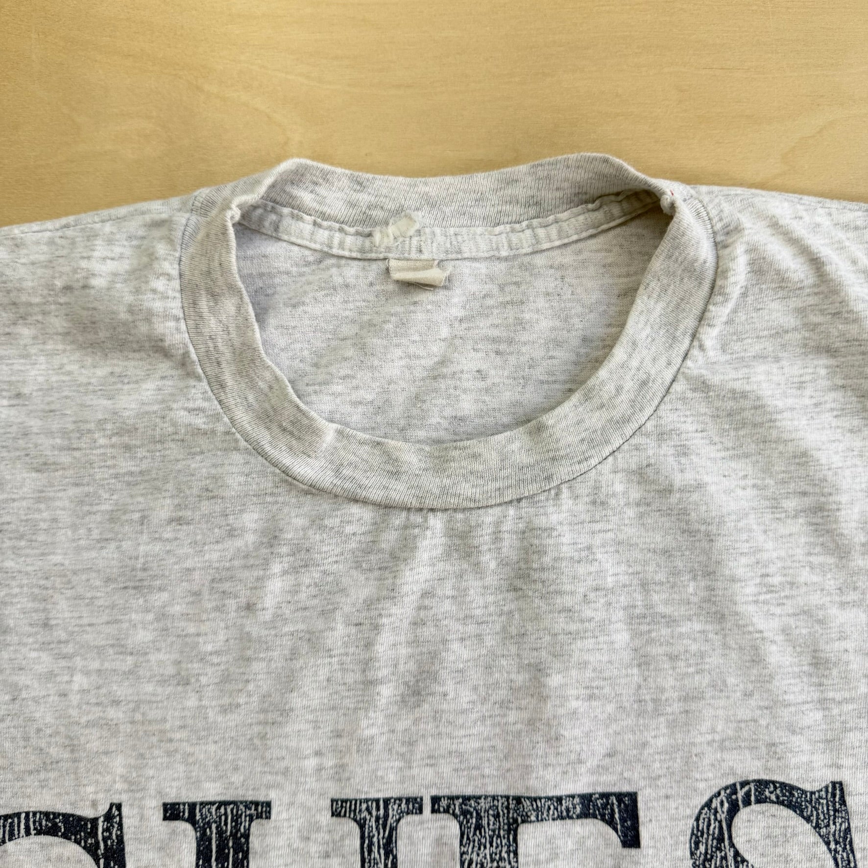J- Vintage Guess Jeans Text Graphic Single Stitch Tee - L