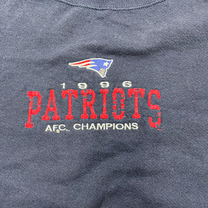 D- Vintage 1996 New England Patriots NFL Lee Embroidered Text AFC Crewneck