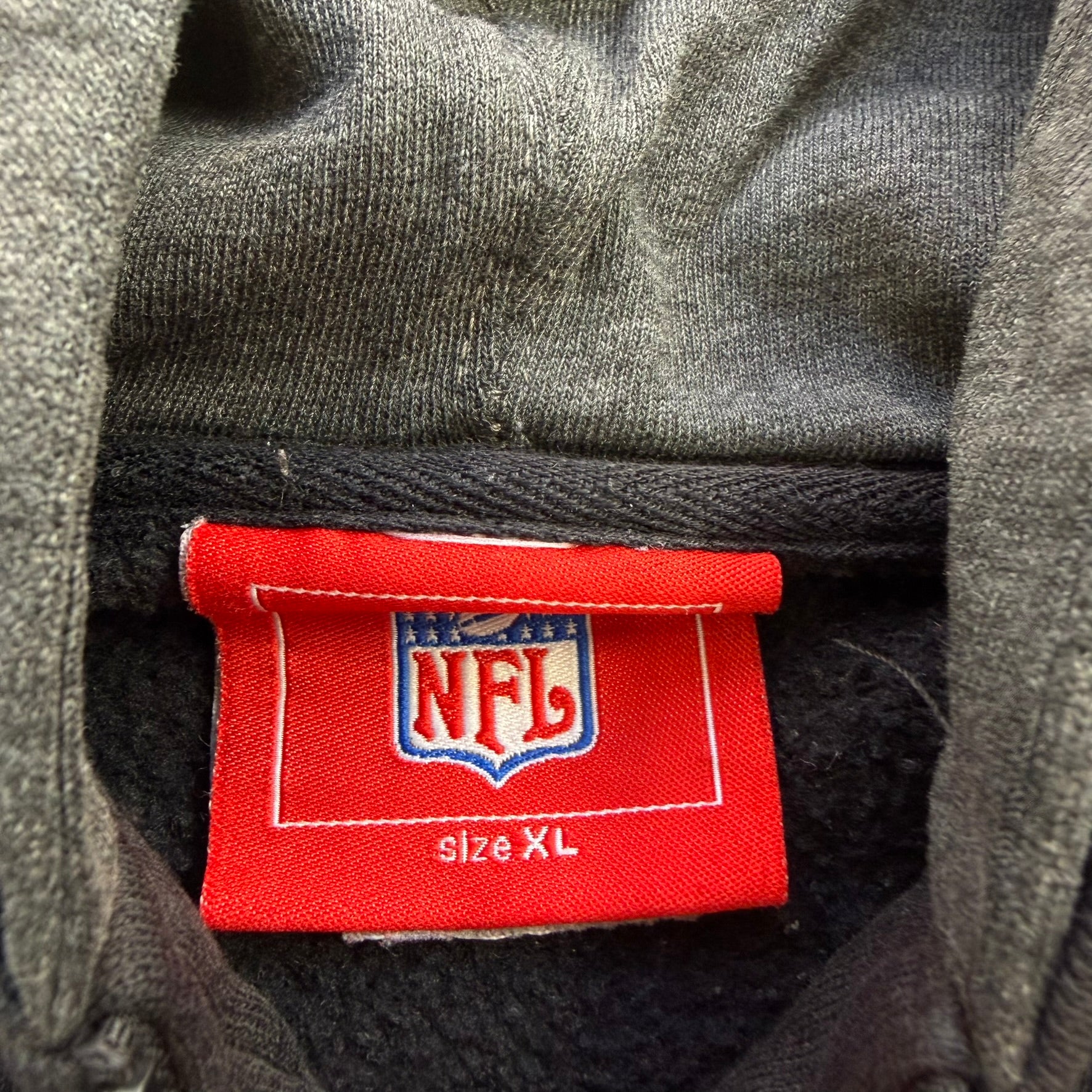 J- Vintage Oakland Raiders NFL Embroidered Logo Graphic Hoodie - XL