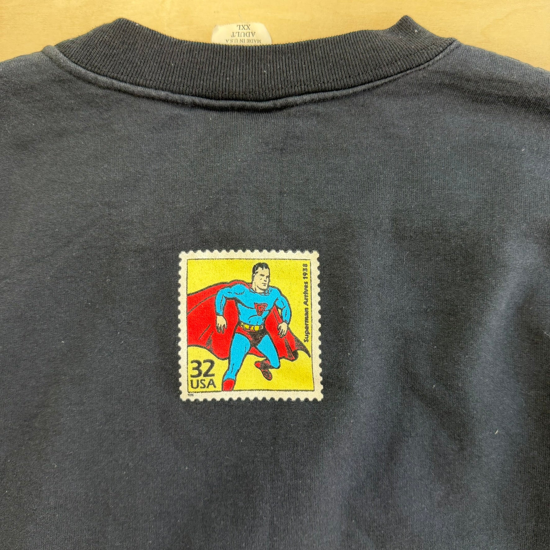 J- Vintage '98 Superman DC Comics Us Postal Stamp Design Graphic Made In USA Crewneck - 2XL