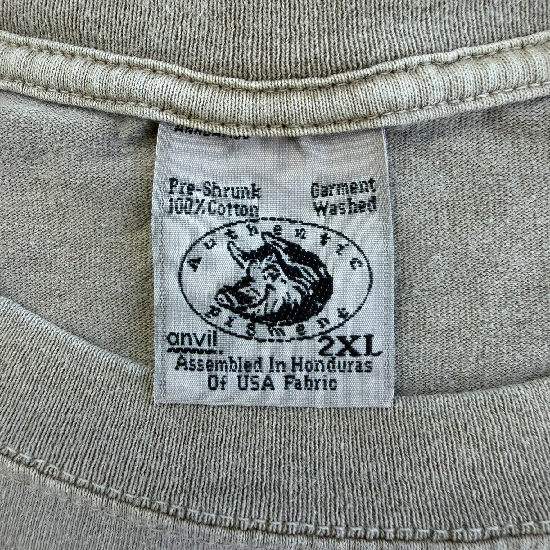 J- Vintage '04 Kenny Chesney When The Sun Goes Down Picture Graphic Tee - 2XL