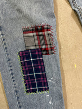 Load image into Gallery viewer, D- HOM Plaid Patches Reworked Levi&#39;s 550 32x32 Jeans
