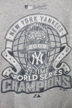 Load image into Gallery viewer, Z - 2009 MLB New York Yankees World Series Champs Tee
