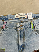 Load image into Gallery viewer, D- HOM Plaid Patches Reworked Levi&#39;s Husky Fit 34x28 Jeans
