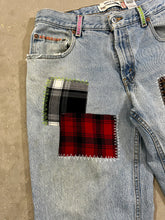 Load image into Gallery viewer, D- HOM Plaid Patches Reworked Levi&#39;s Husky Fit 34x28 Jeans
