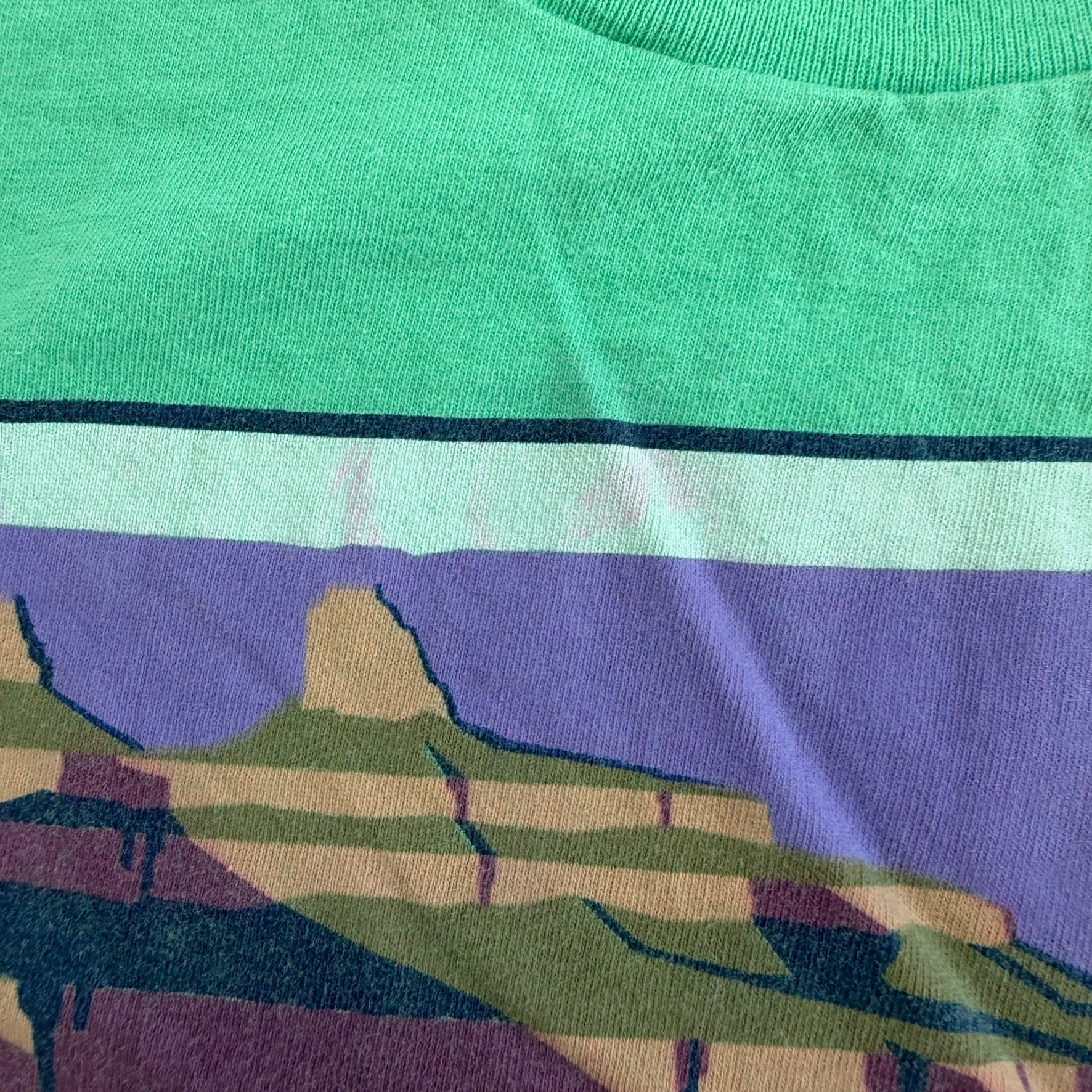 J- Vintage Grand Canyon Text & Graphic Made In USA Single Stitch Tee - XL