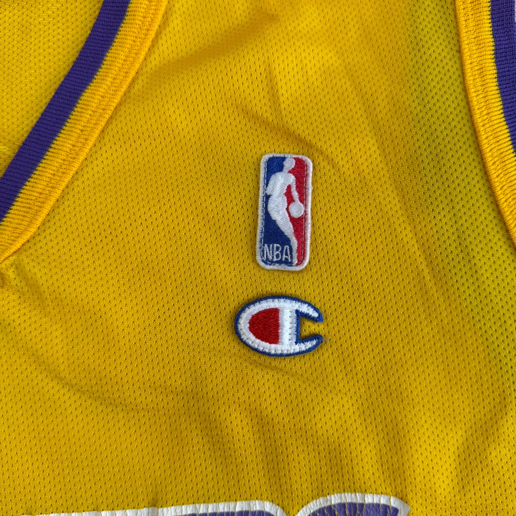 J- Vintage 90s Los Angeles Lakers Shaquille O'Neal NBA Champion Basketball Jersey - M