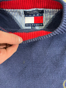 D- Vintage Tommy Hilfiger Embroidered Crest Knit Sweater