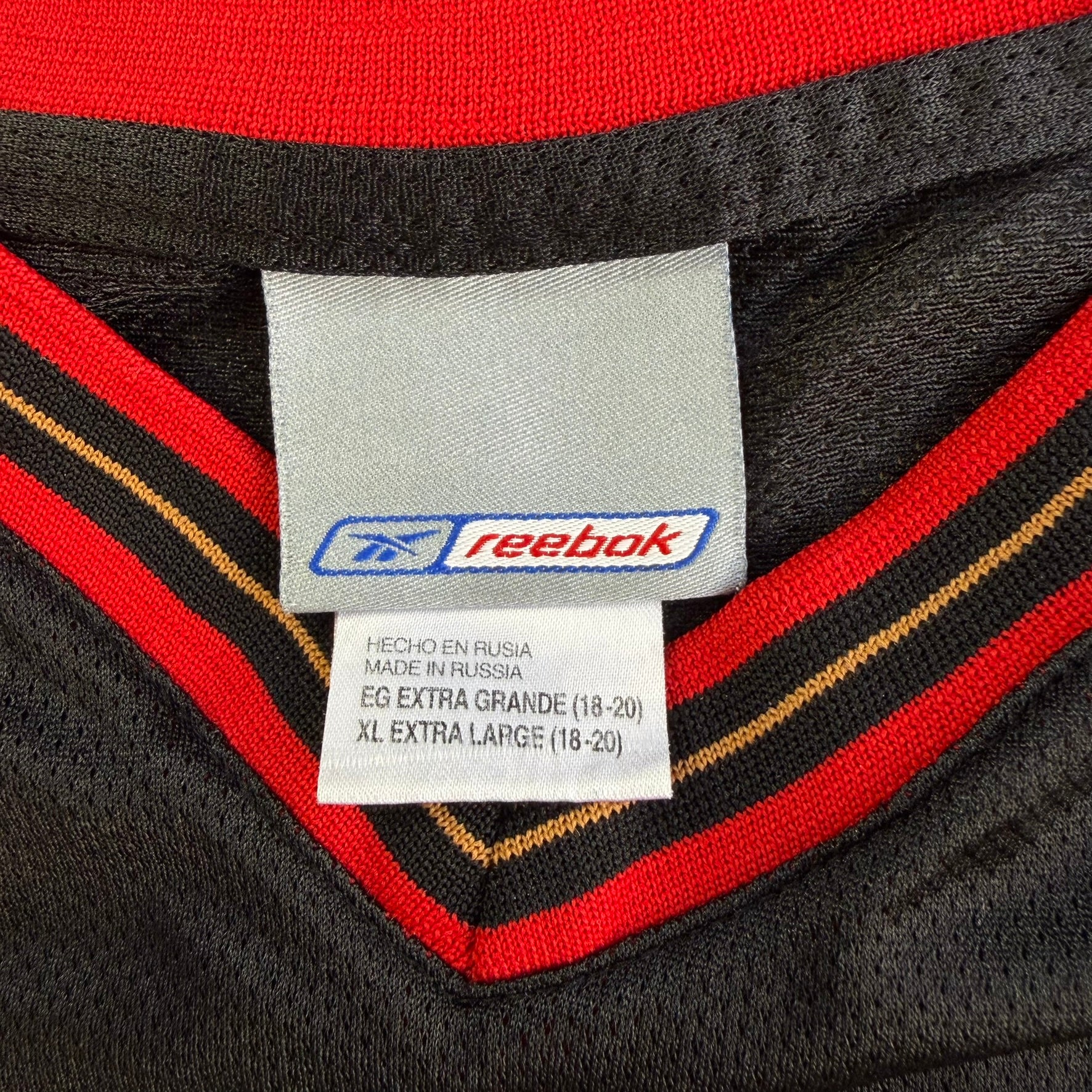 J- Vintage 90s Philadelphia 76ers Allen Iverson NBA Reebok Basketball Jersey - Youth XL (fits M)