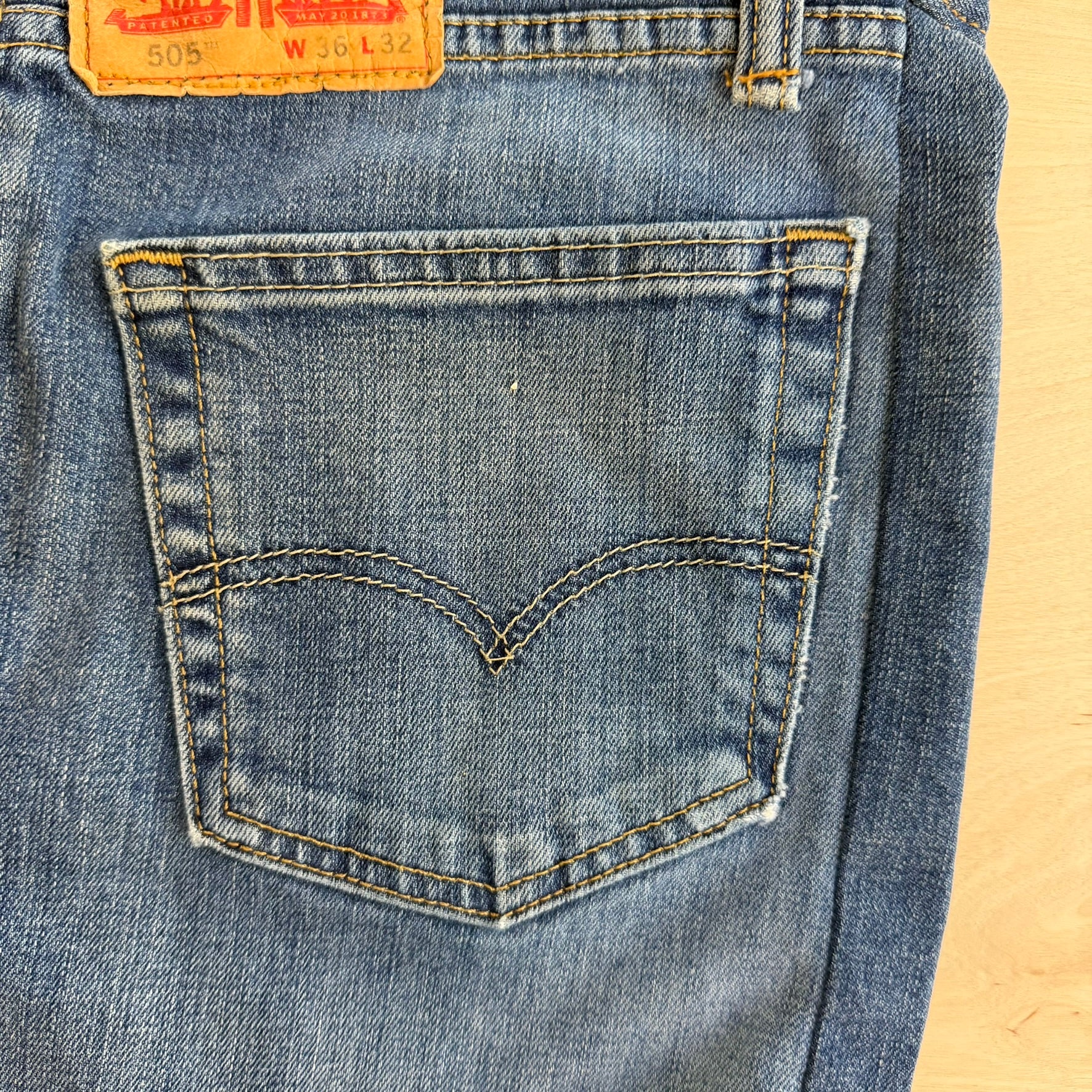 F- HOM Levi's 505 Dark Blue Denim Wash Reworked Denim/Jeans Tote Bag