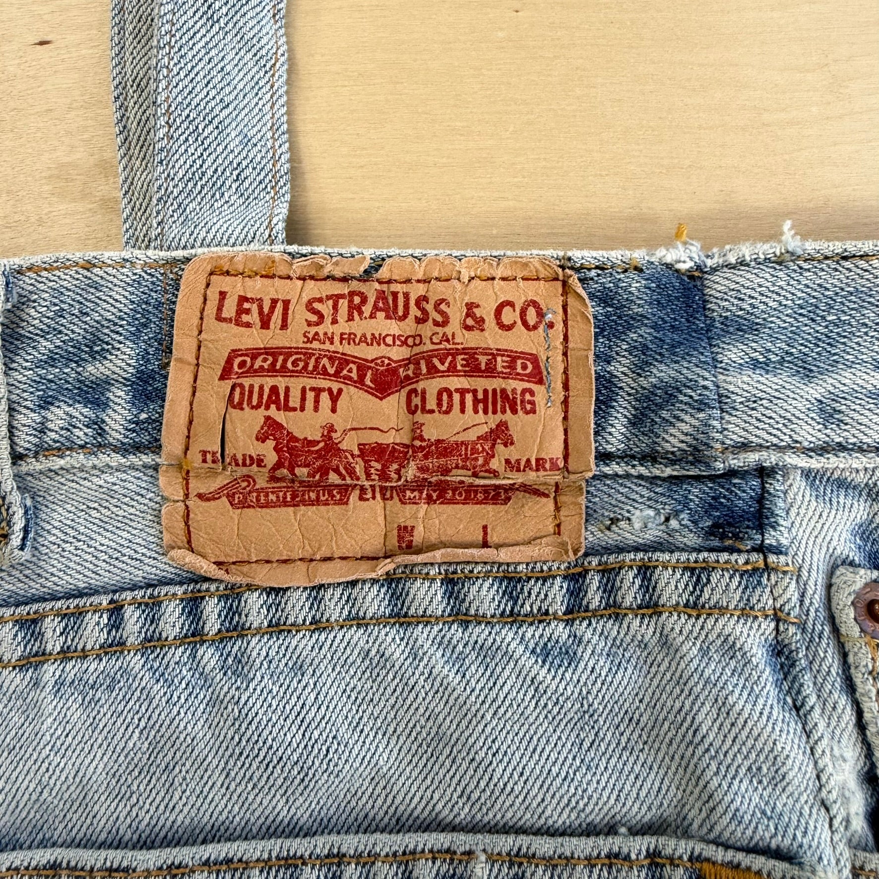 F- HOM Levi's Jeans Light Blue Denim Wash Reworked Denim/Jeans Tote Bag