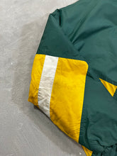 Load image into Gallery viewer, D- Vintage Green Bay Packers NFL Starter Hooded Winter Jacket
