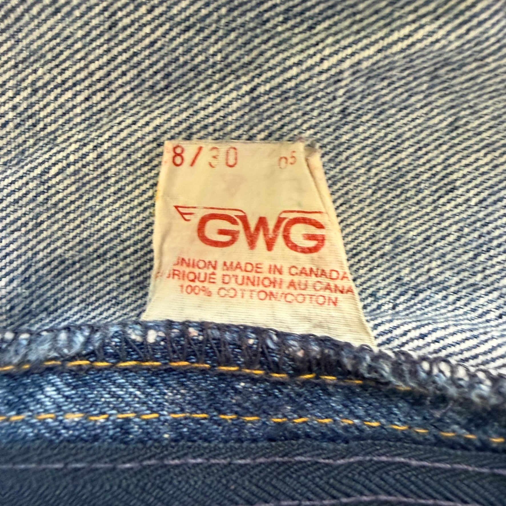 J- Vintage 80s GWG Made In Canada Union Made Red Strap Workwear Carpenter Jeans - 38x30