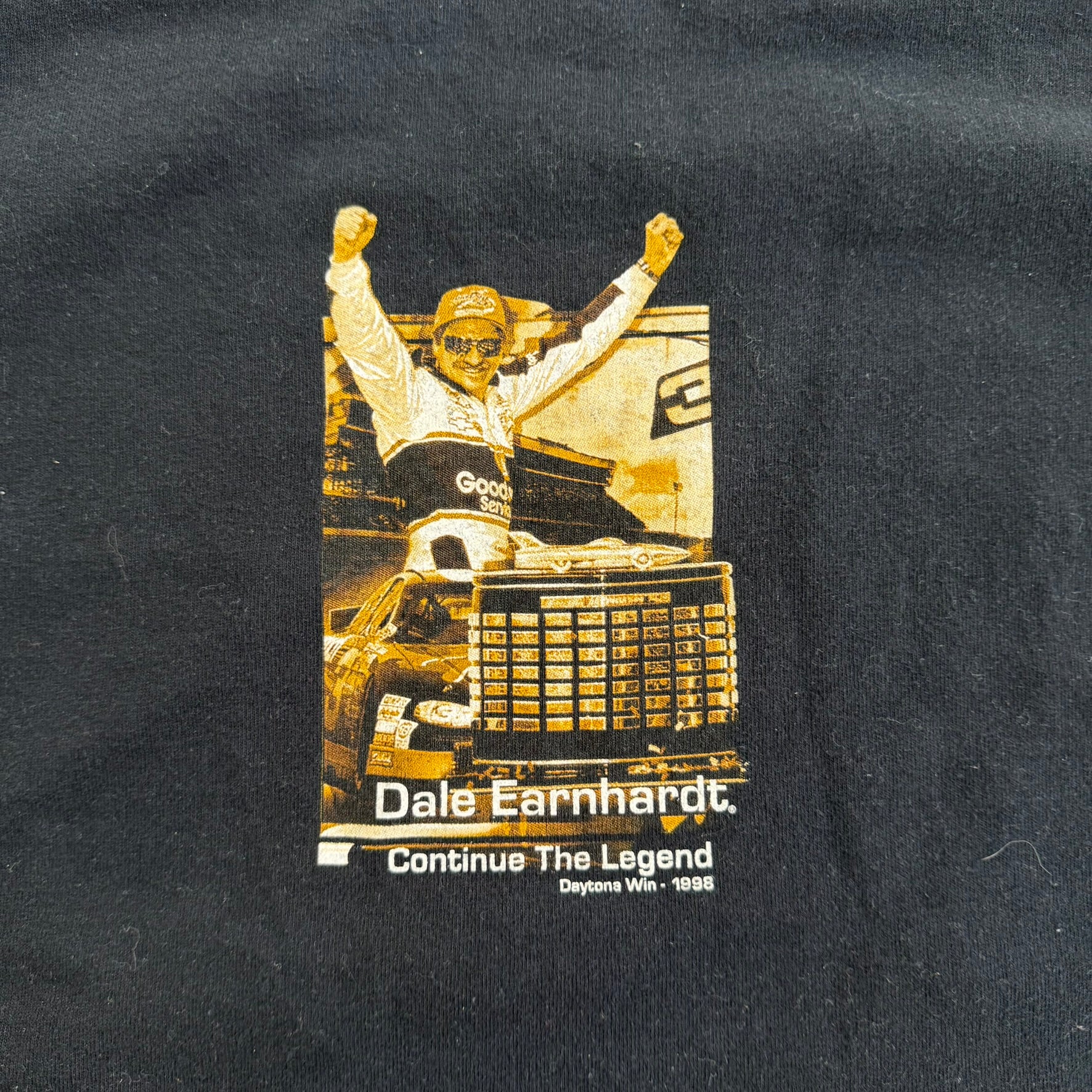 J- Vintage 00s Nascar Dale Earnhardt Continuing The Legend Picture Graphic Tee - 2XL