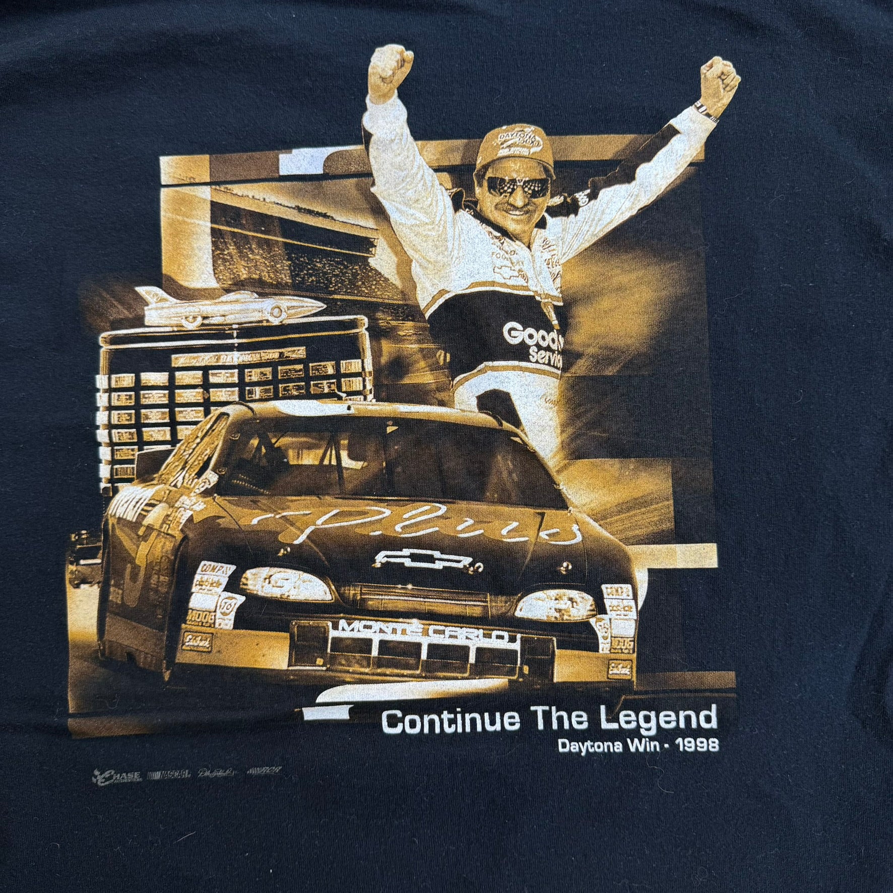 J- Vintage 00s Nascar Dale Earnhardt Continuing The Legend Picture Graphic Tee - 2XL