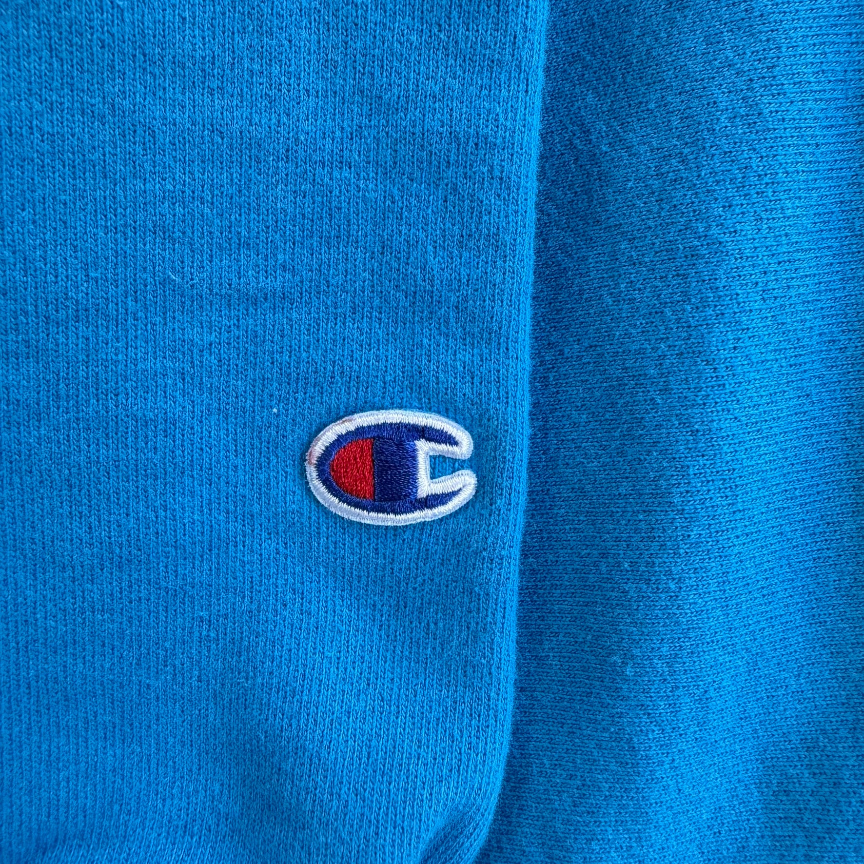 J- Vintage Champion Reverse Weave Embroidered Logo Crewneck - XL