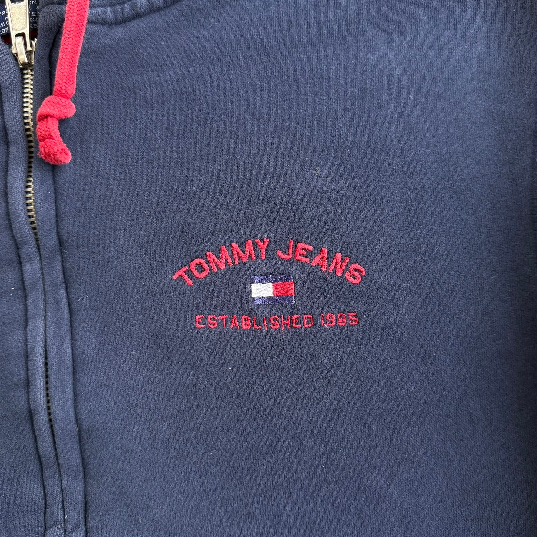 J- Vintage Tommy Hilfiger Jeans Embroidered Text Zip Up Hoodie - L