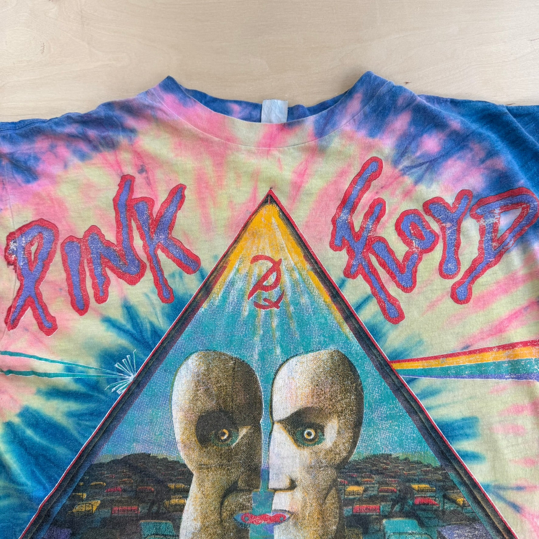 J- Vintage '94 Pink Floyd The Division Bell Tour Graphic Blue/Yellow Tie Dye Single Stitch Tee - XL