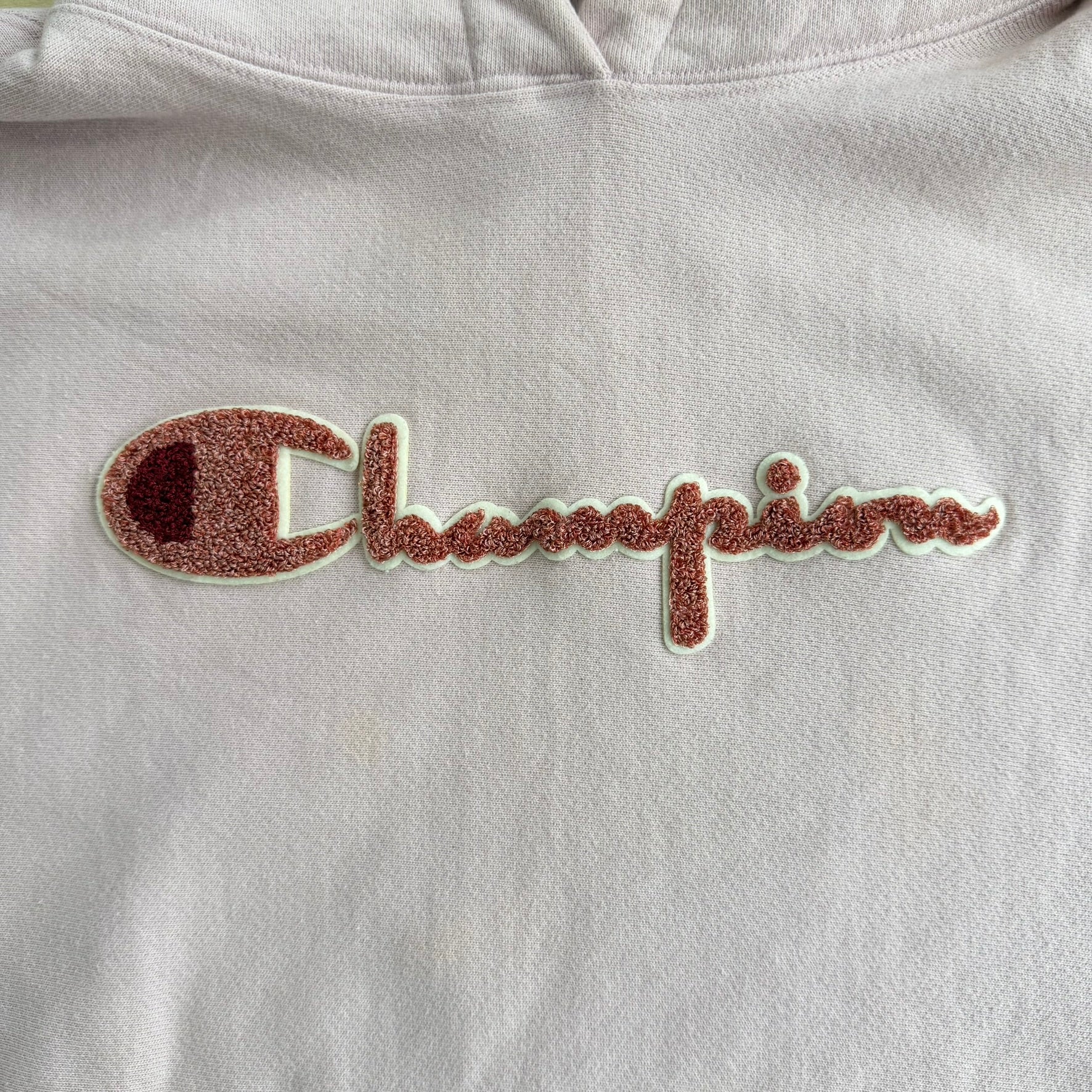 J- Vintage Champion Embroidered Chenille Logo Reverse Weave Hoodie - L