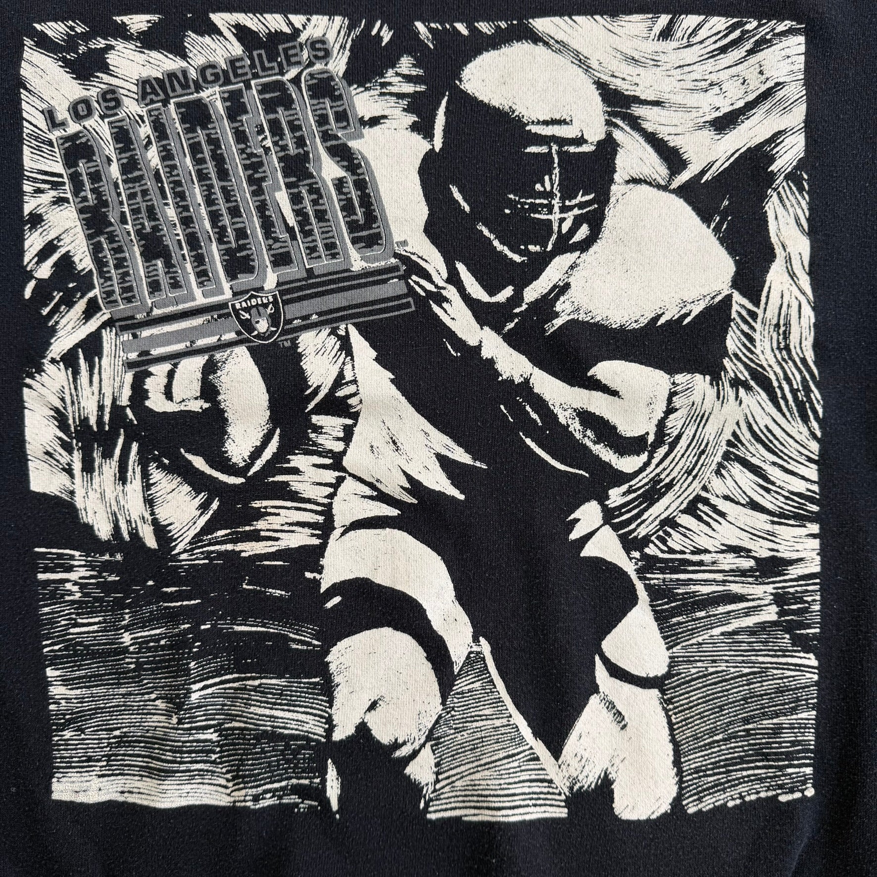 J- Vintage Los Angeles Raiders NFL Graphic & Logo Crewneck - L