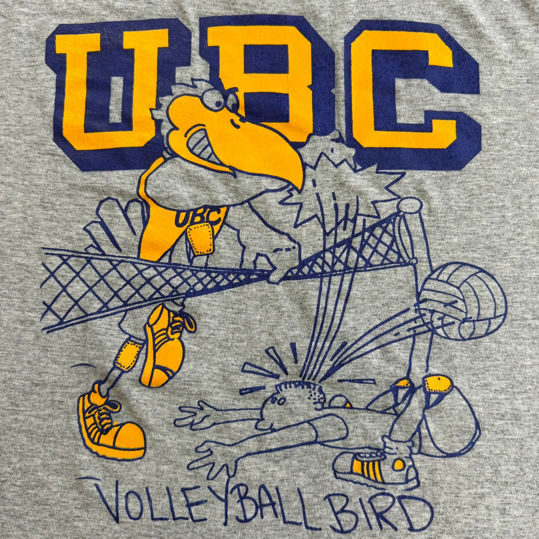 J- Vintage University Of British Columbia Volleyball Birds Graphic Single Stitch Tee - L