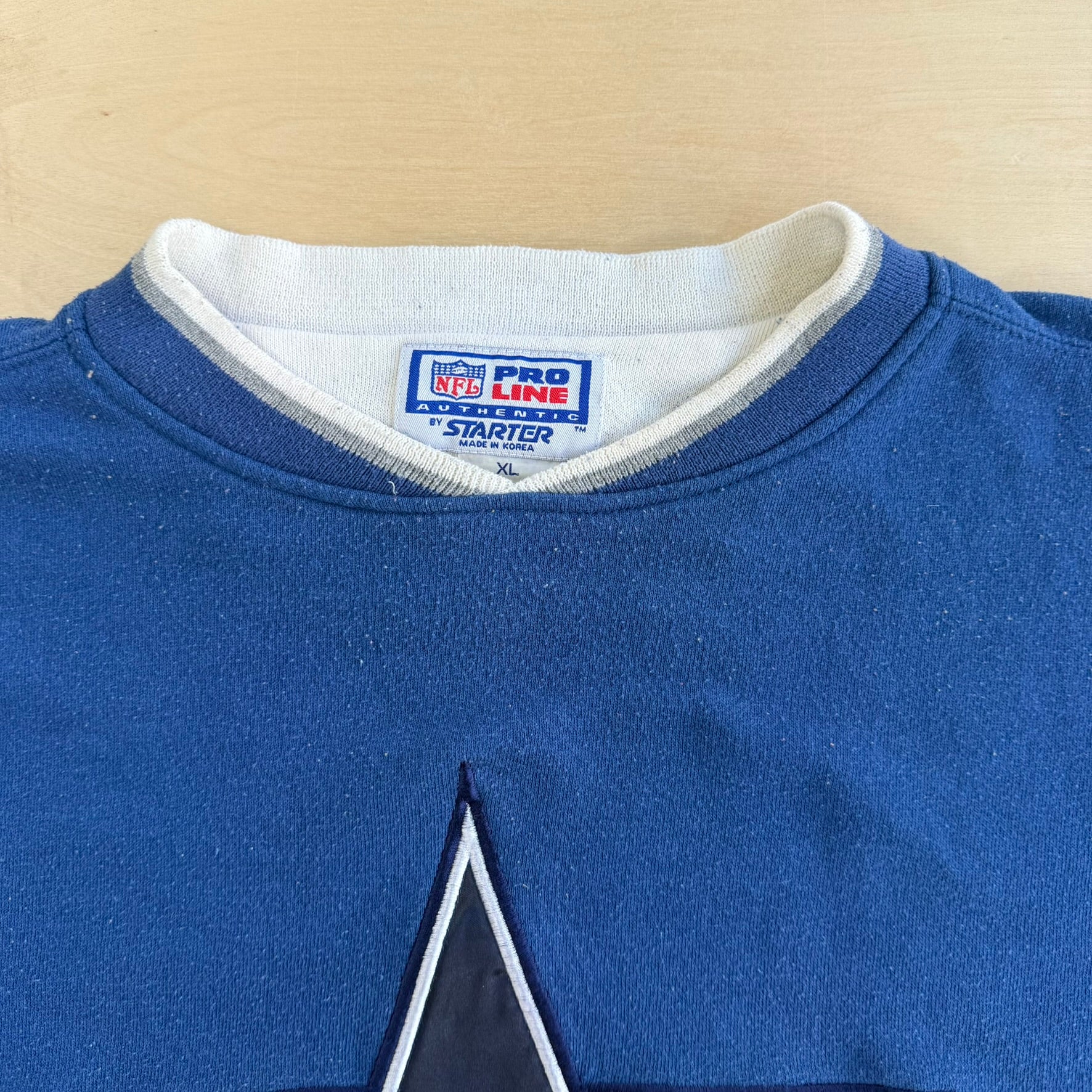 J- Vintage Dallas Cowboys NFL Starter Embroidered Logo Crewneck - XL