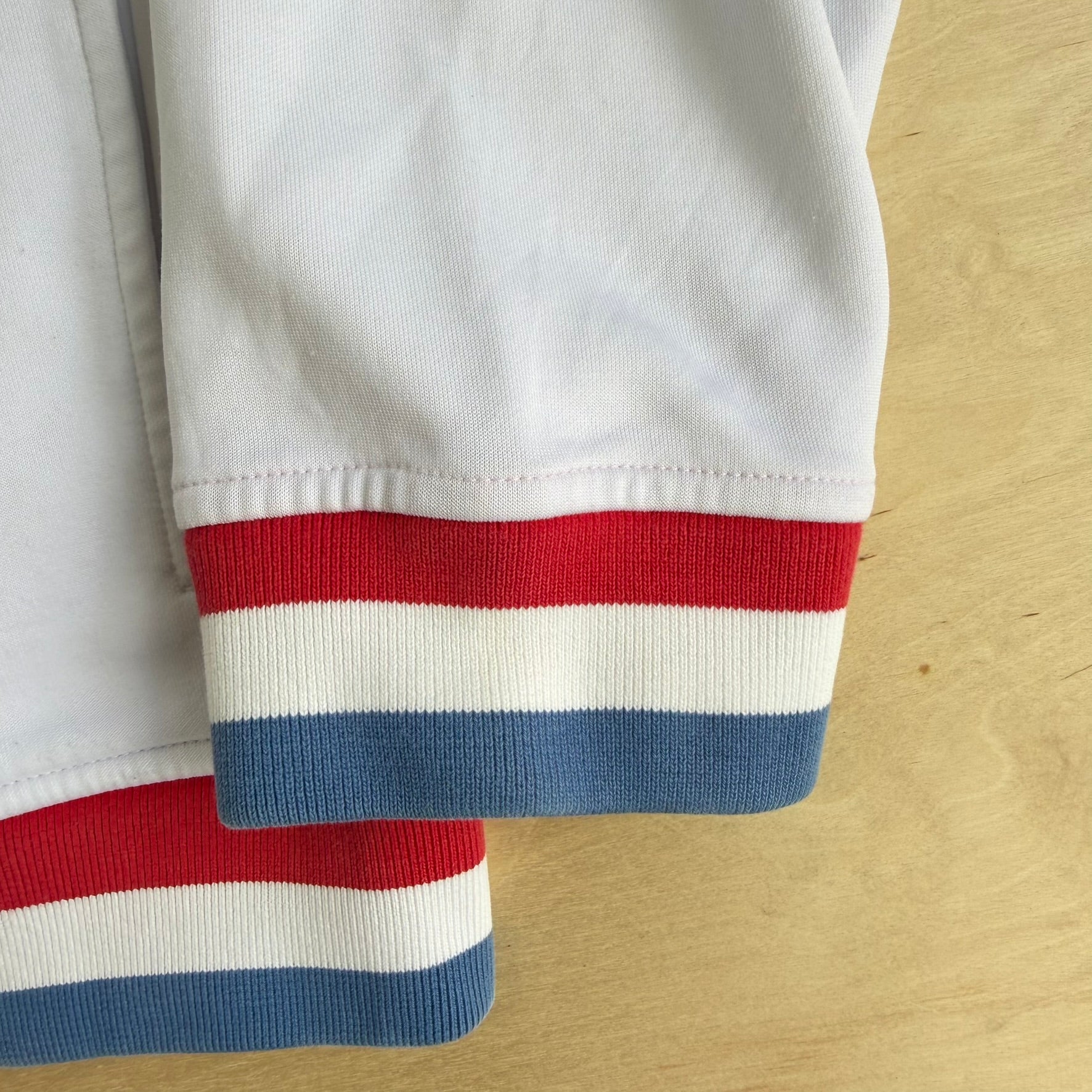 J- Vintage Umbro England Embroidered World Cup Winners 1986 Replica Track Jacket - L