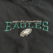 J- Vintage '04 Philadelphia Eagles NFL NFC Champions Embroidered Logo Graphic Crewneck - L (fits M)