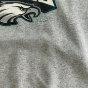 J- Vintage Philadelphia Eagles NFL Text & Logo Graphic Crewneck - XL
