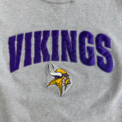 J- Vintage Minnesota Vikings NFL Champion Embroidered Text & Logo Graphic Crewneck - XL
