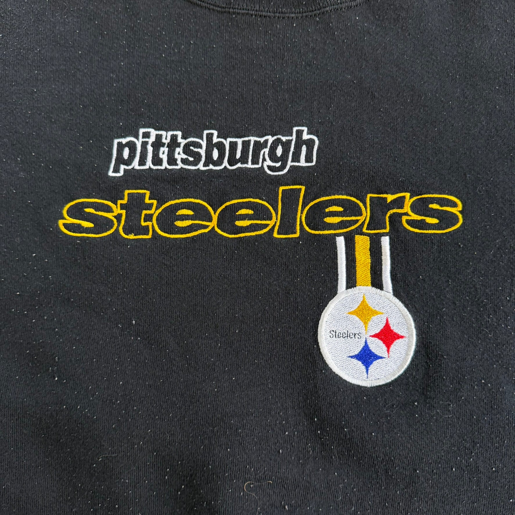 Vintage Pittsburgh Steelers NFL Logo Athletic Embroidered text & Logo Crewneck - L