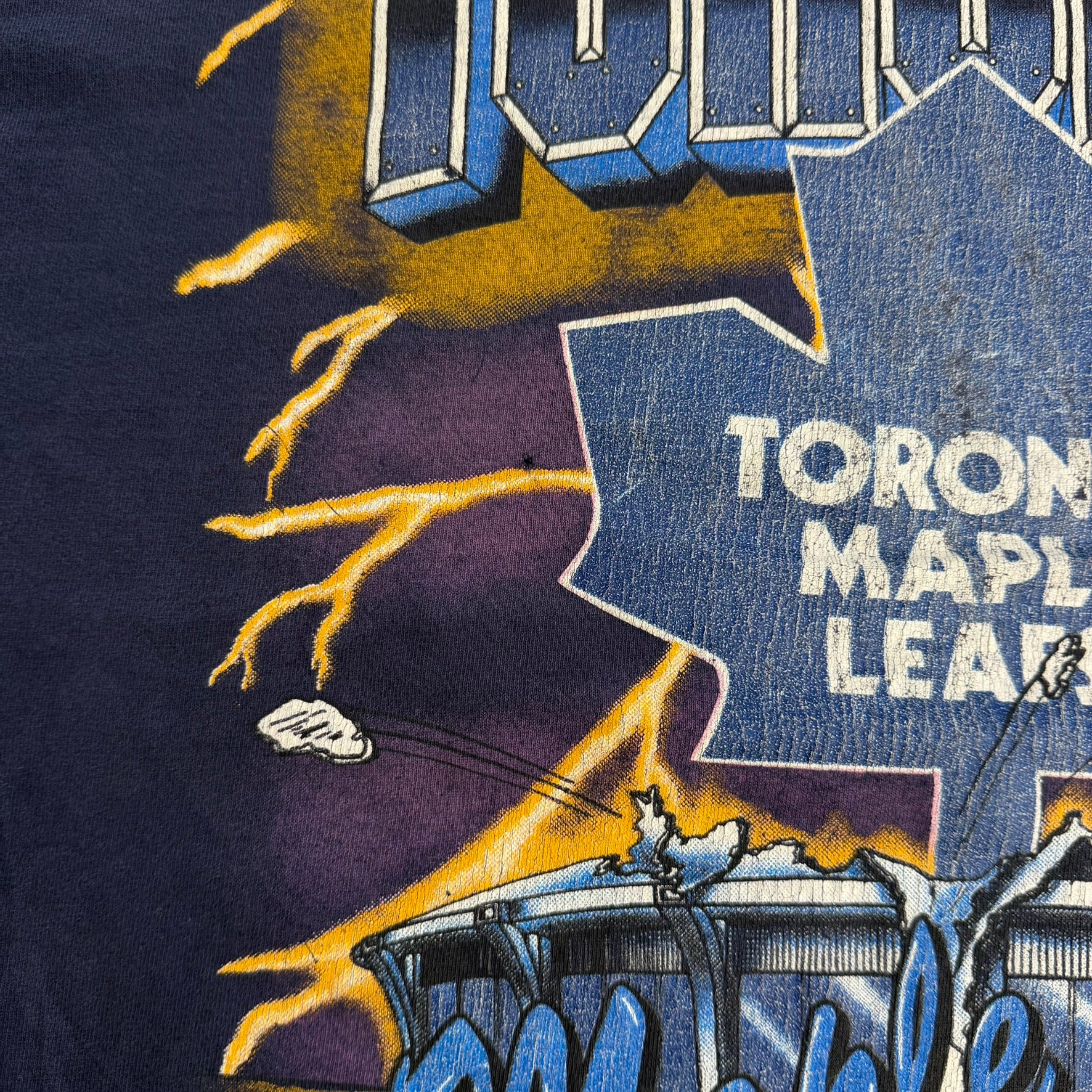 J- Vintage '94 Toronto Maple Leafs NHL Arena Graphic & Text Tee - XL