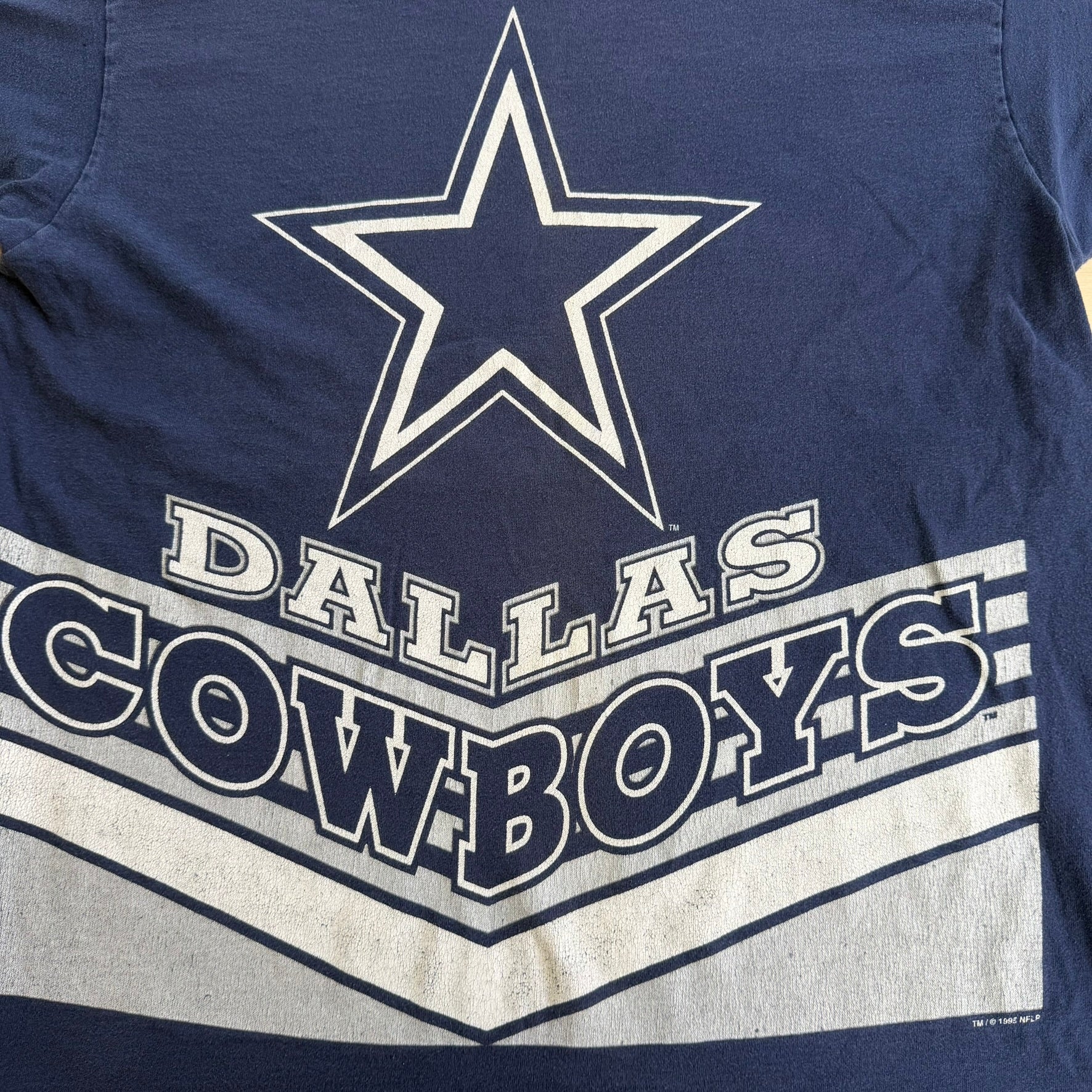 J- Vintage '95 Dallas Cowboys NFL Salem Sportswear Tag Jumbo Print Made In USA Single Stitch Tee - L