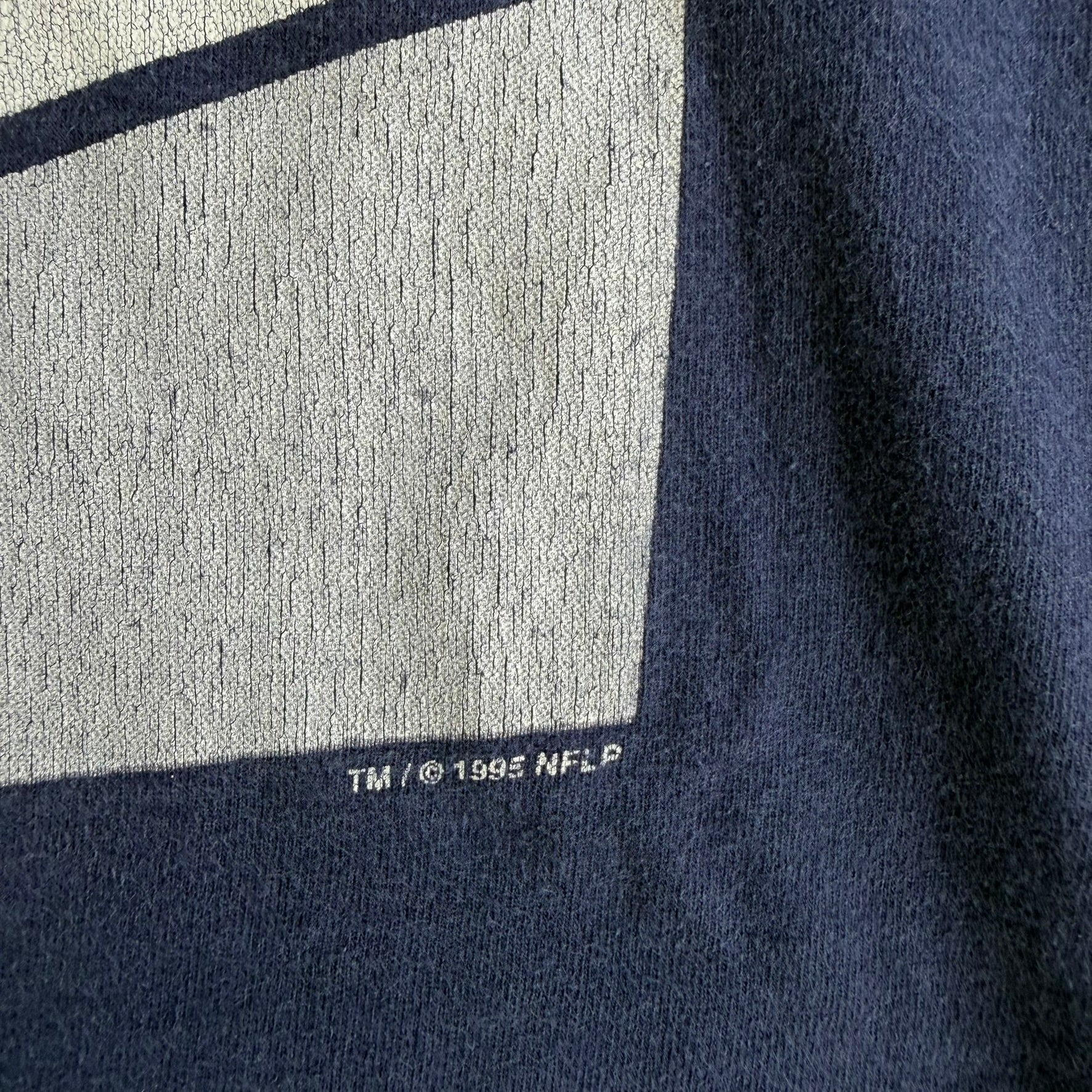 J- Vintage '95 Dallas Cowboys NFL Salem Sportswear Tag Jumbo Print Made In USA Single Stitch Tee - L