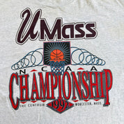 J- Vintage '92 University Of Massachusetts NCAA Basketball Championship Made In USA Single Stitch Tee - XL