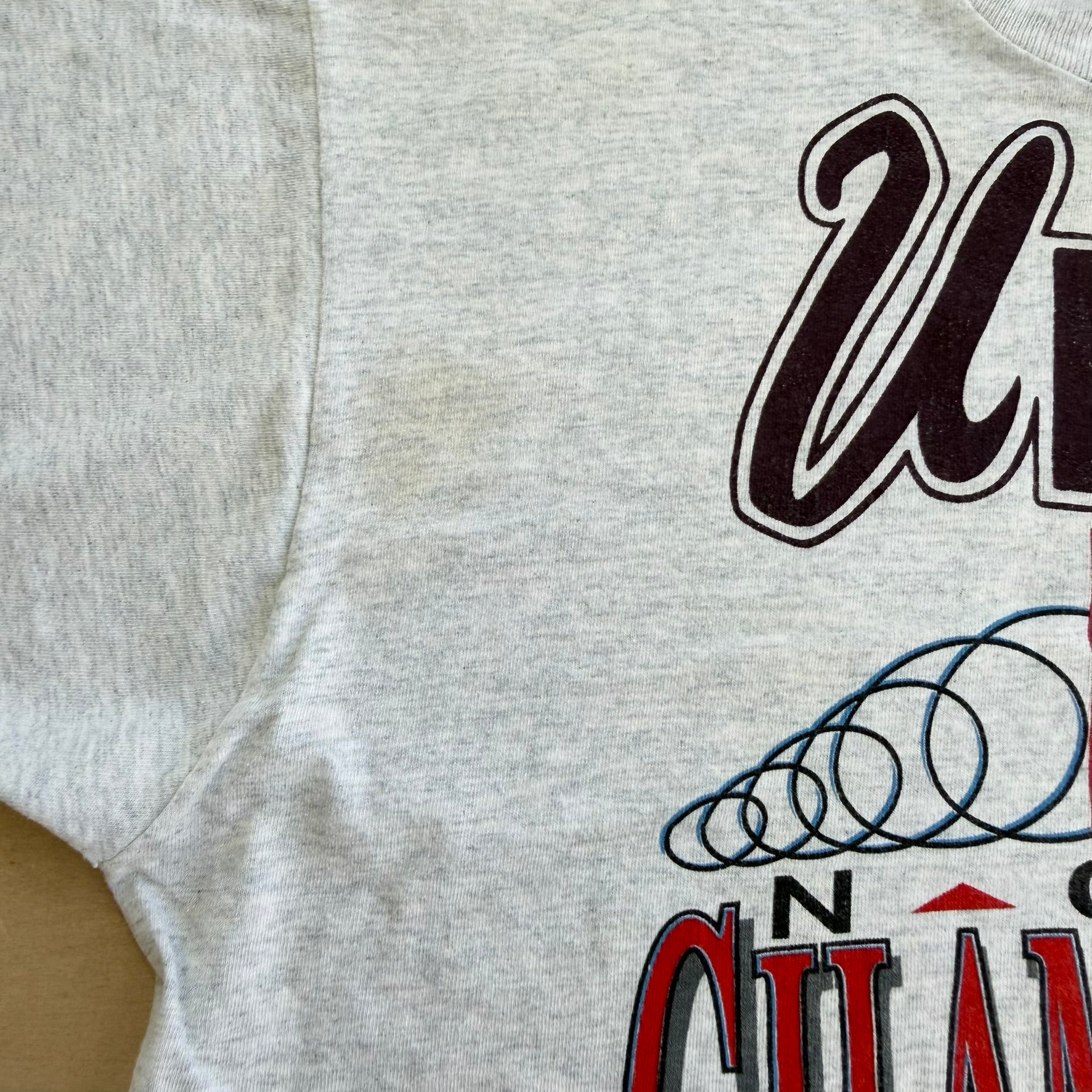J- Vintage '92 University Of Massachusetts NCAA Basketball Championship Made In USA Single Stitch Tee - XL