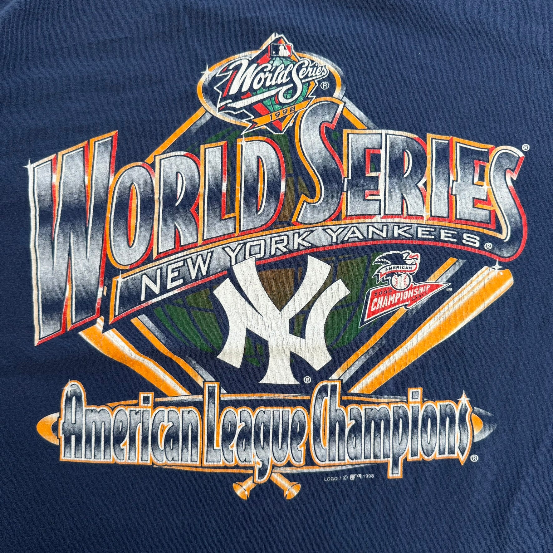 J- Vintage '98 New York Yankees MLB American League Champions Graphic Logo 7 Tee - XL