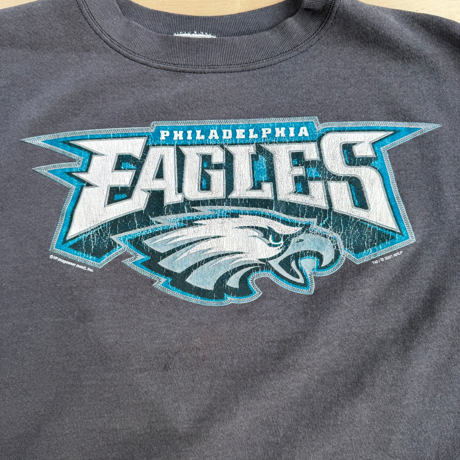Vintage '01 Philadelphia Eagles NFL Lee Text & Logo Crewneck - L
