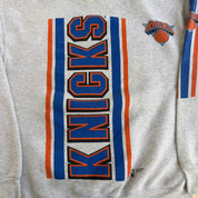 Vintage 90s New York Knicks NBA Salem Sportswear Graphic Made In USA Crewneck - XL