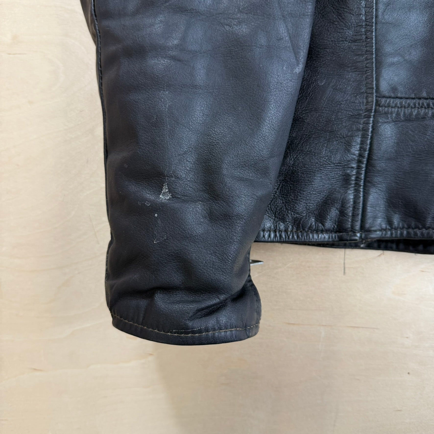 Vintage Sears The Leather Shop Biker Style Zip Up Leather Jacket - 42L (fits XL)