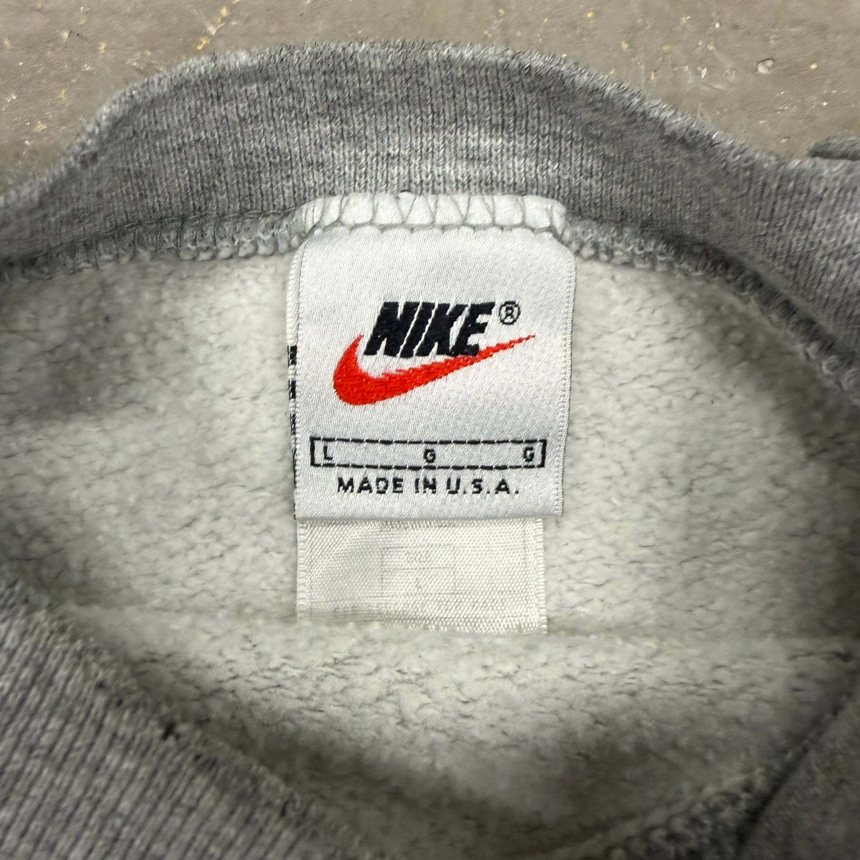 J- Vintage Nike Embroidered Swoosh Made In USA Grey Crewneck - L