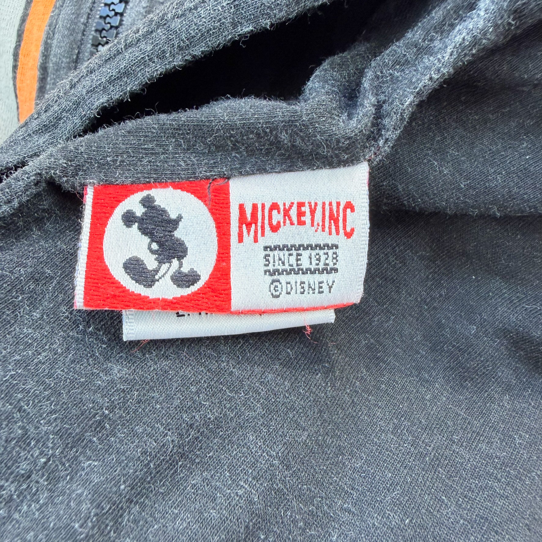 J- Vintage Disney Winnie The Pooh Reversible Graphic Bomber Jacket - L