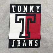 J- Vintage Tommy Hilfiger Logo Crewneck - L