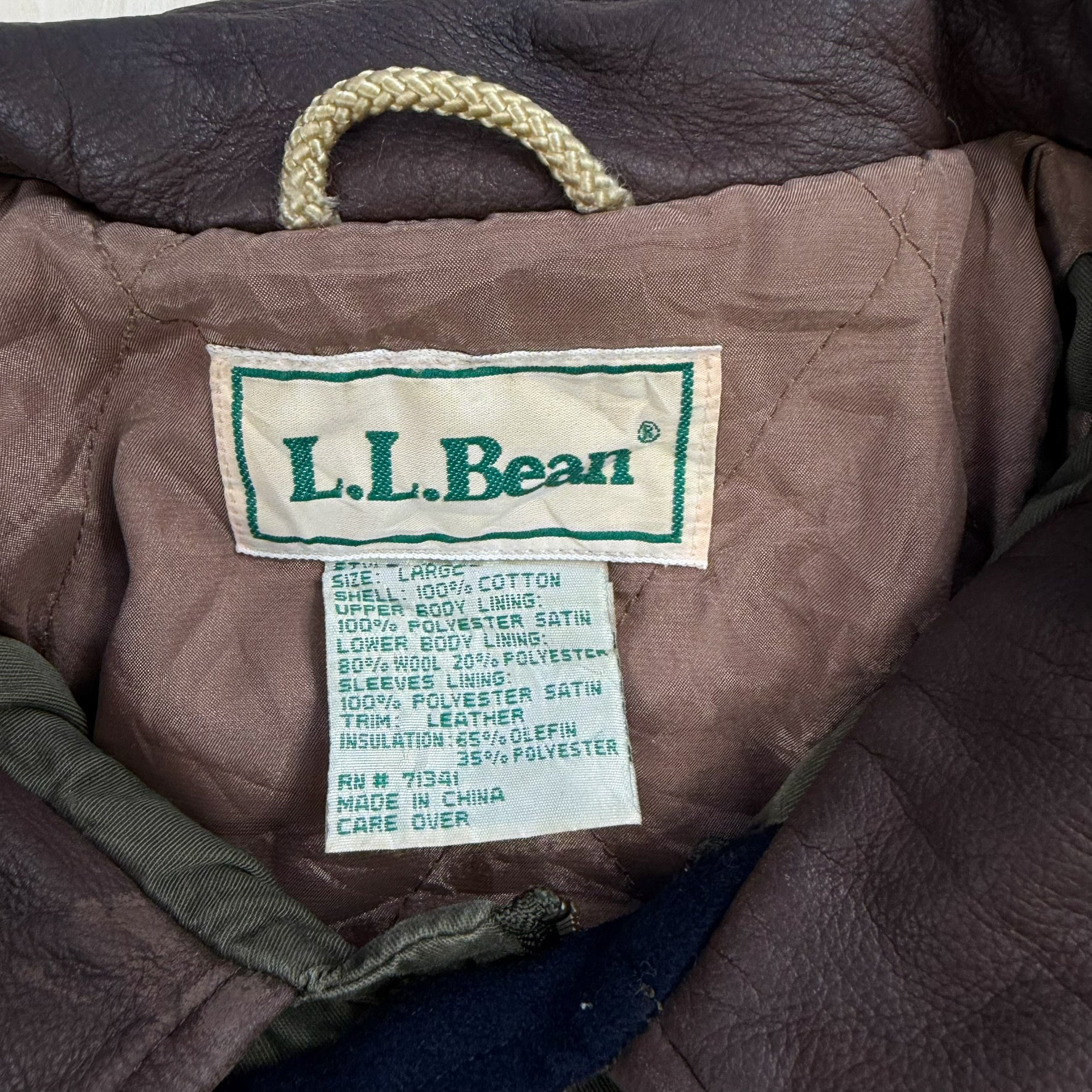 J- Vintage LL Bean Fleece/Quilt Lined Barn Jacket - L