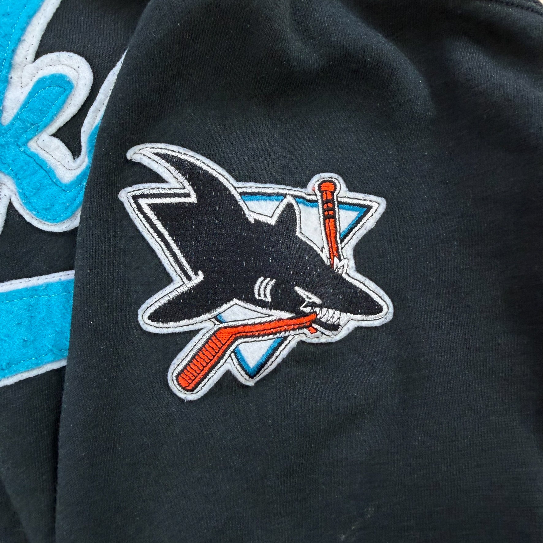 J- Vintage San Jose Sharks NHL Starter Embroidered Chenille Text Hoodie - L