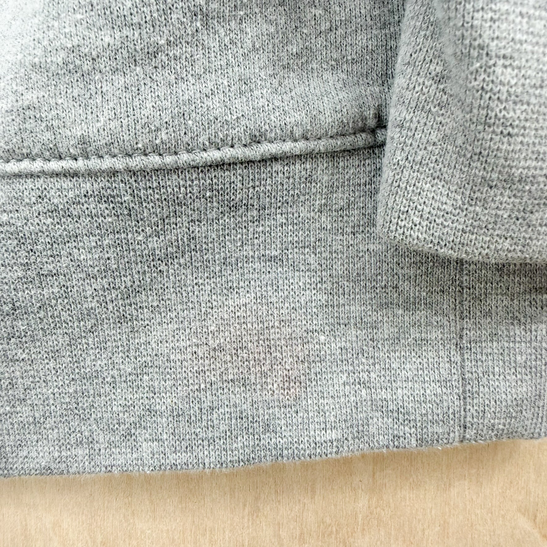 J- Vans Off The Wall Embroidered Text Crewneck - L