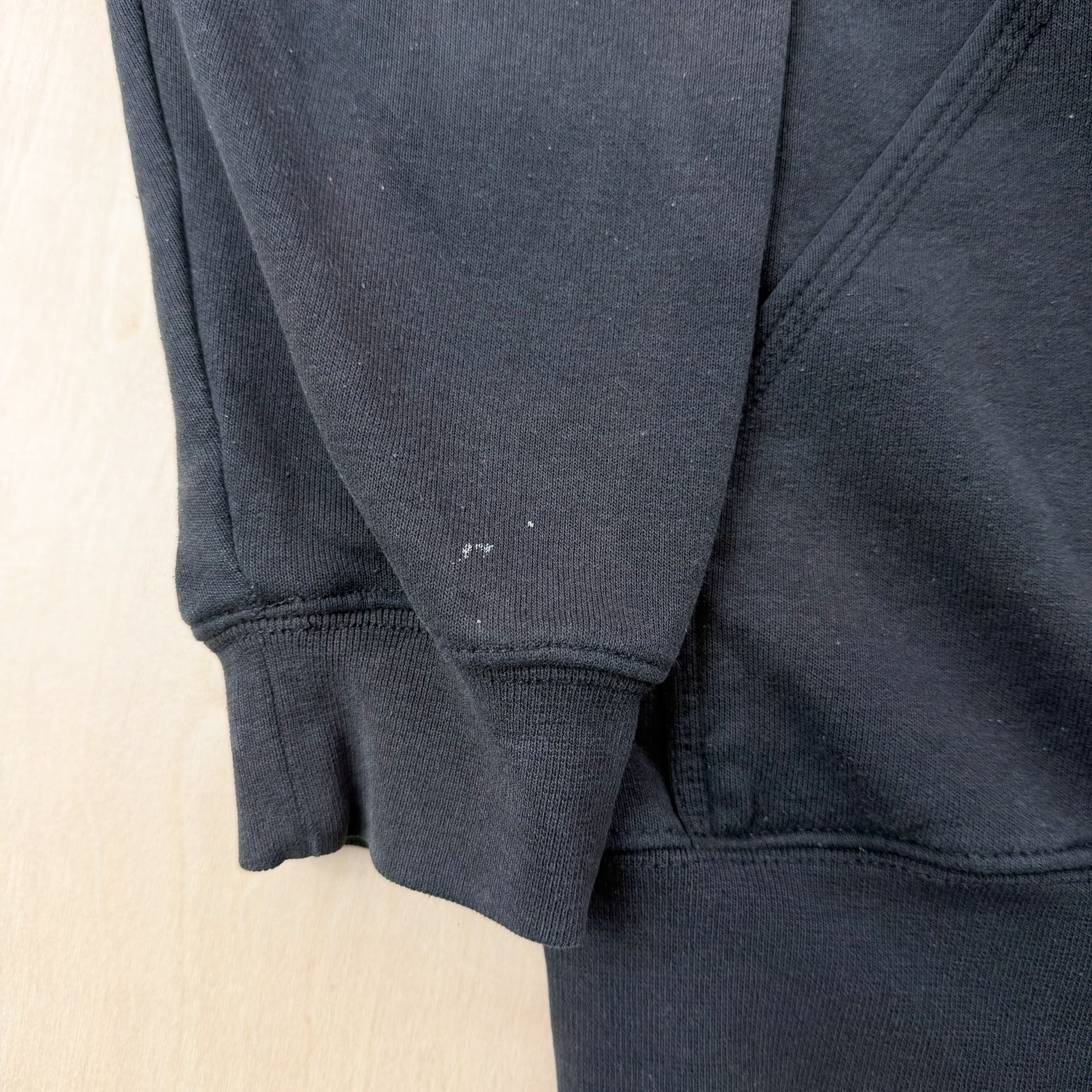 J- Carhartt Nelsen Trucking Embroidered Text Black Hoodie - M